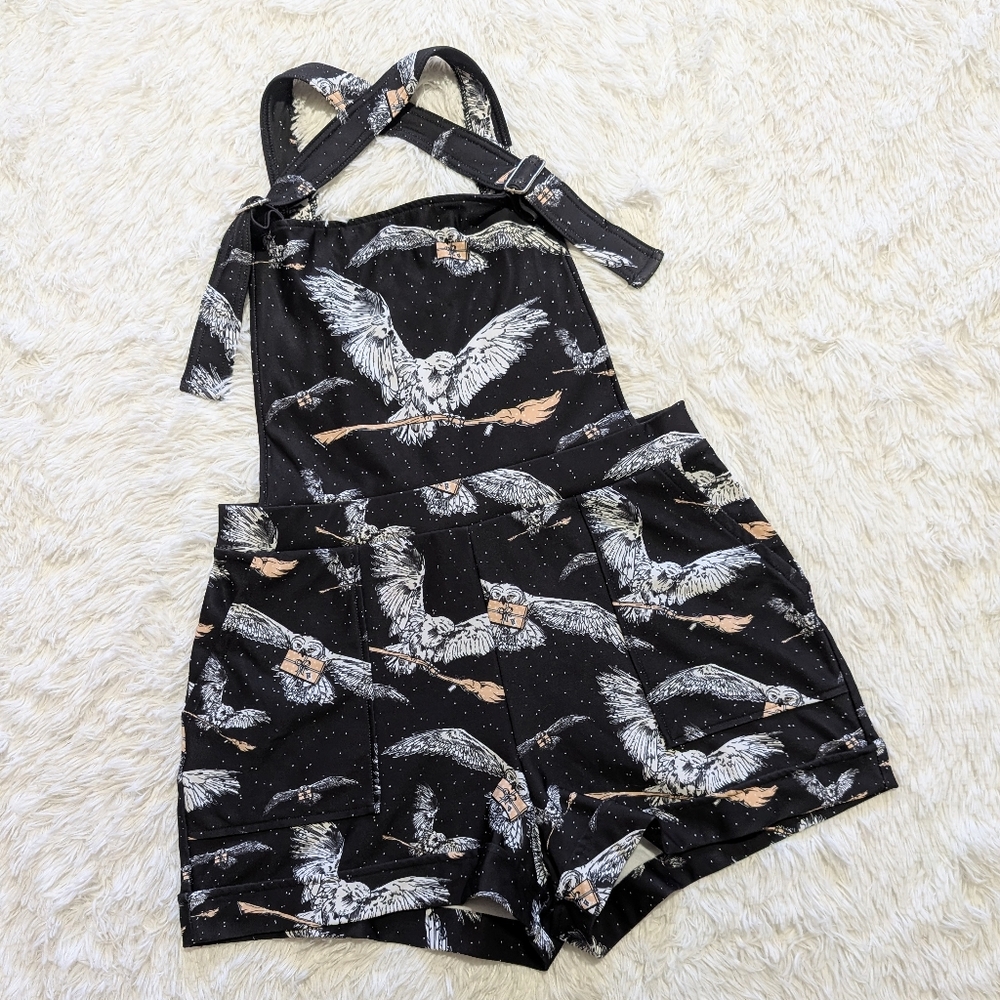 Blackmilk x Harry Potter Owl Post Hedwig Broomstick Short Overalls Large - Picture 3 of 12